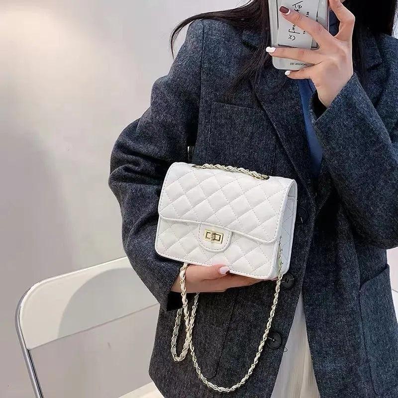 Leather shoulder bag for women