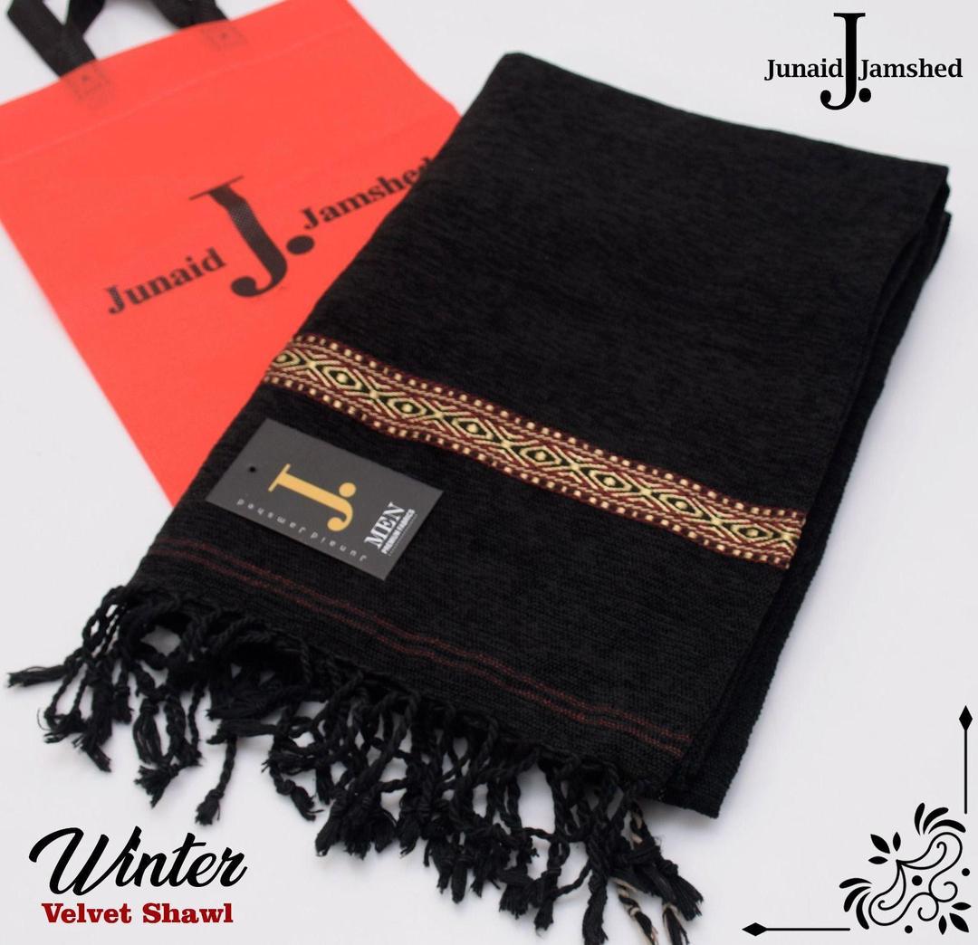 Stylish embroidered velvet shawl for men
