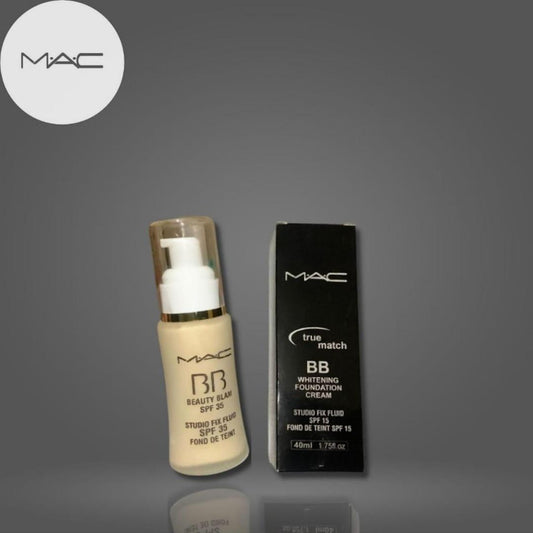 Matte liquid foundation